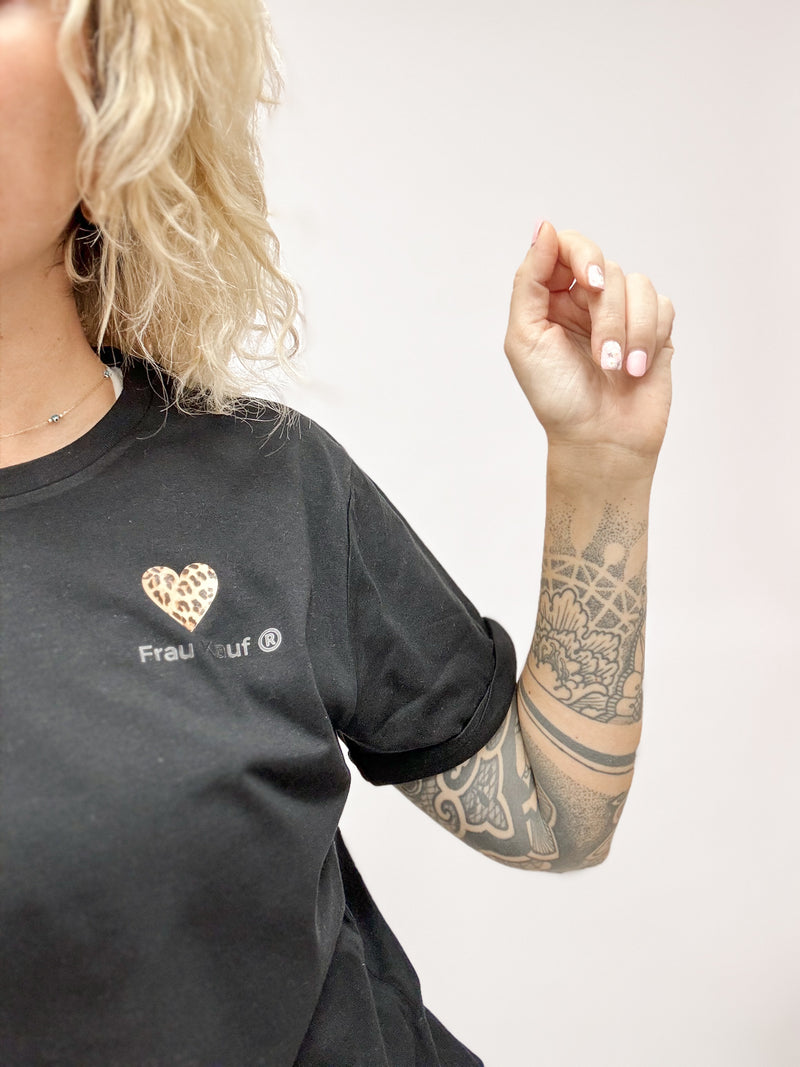 SMILE | T-SHIRT|LEOHEART