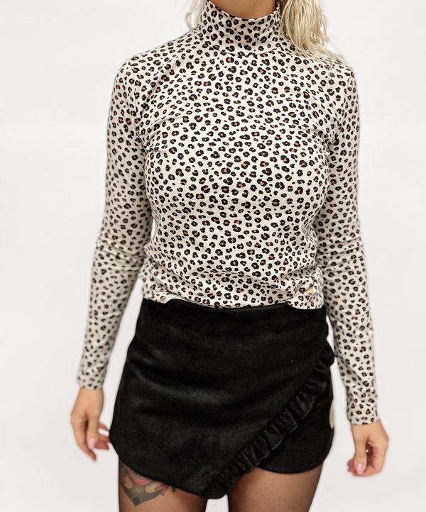 RIA| ROLLI SLEEVE | LEOPARD